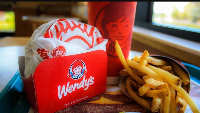 Một chuỗi nhà hàng phải đóng cửa hàng trăm điểm bán để cứu vãn doanh số chạm đáy - Ảnh 2