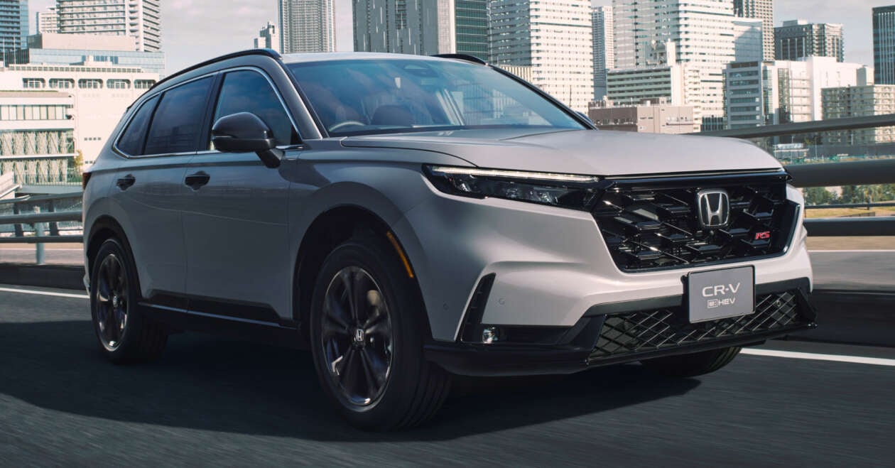 Honda CR-V 2026 tái xuất quê nhà: Chỉ có động cơ hybrid, trang bị 'kịch trần', giá quy đổi từ 850 triệu đồng - Ảnh 1