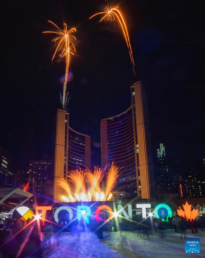 Thế giới tưng bừng đón giao thừa Tết Bính Ngọ - Ảnh 15