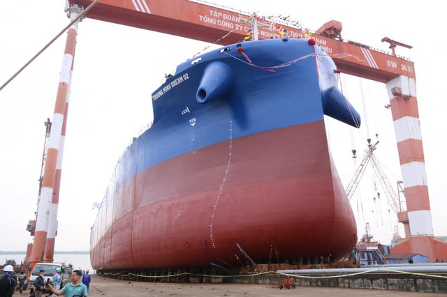 Việt Nam xác lập thành công với tàu lớn nhất lịch sử, lần đầu lọt top 4 nước thống trị ngành đóng tàu thế giới - Ảnh 1