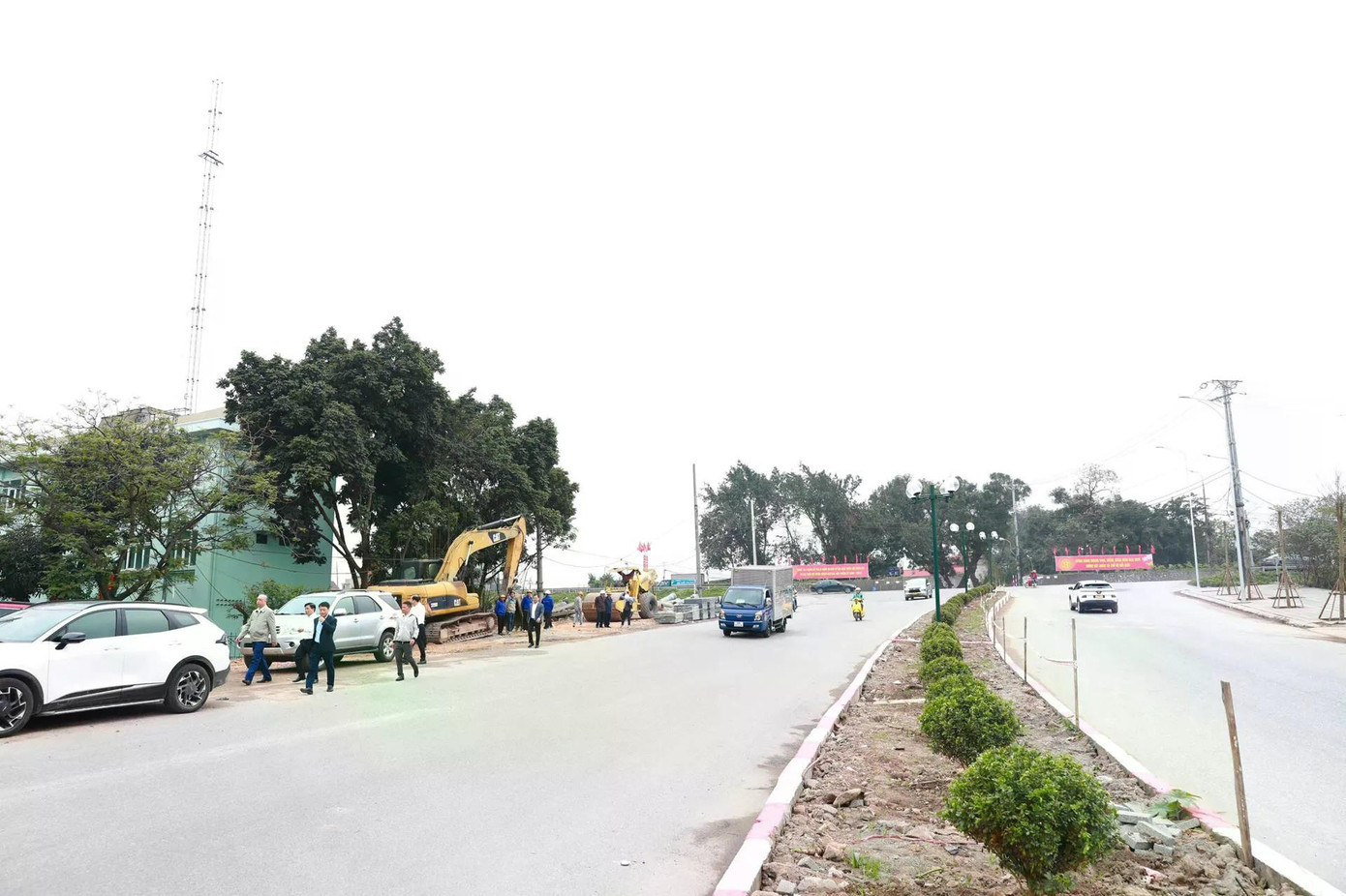 Hà Nội 'chốt' thời gian giải phóng mặt bằng dự án đường Tây Thăng Long và Lĩnh Nam - Ảnh 1