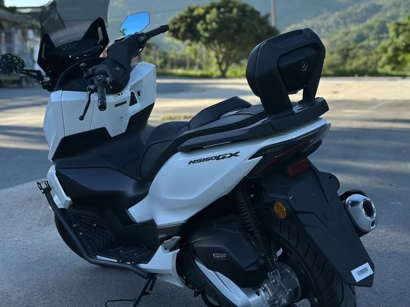 Mẫu xe tay ga của nhà Honda được coi là "kẻ hủy diệt" phân khúc xe ga địa hình nhập môn với trang bị vượt tầm giá - Ảnh 1