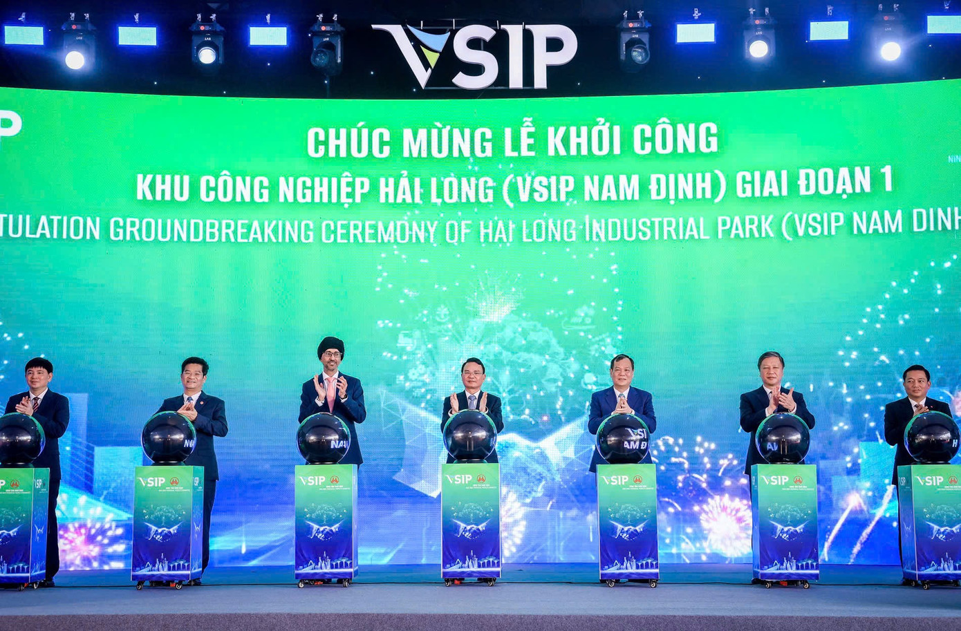 Ninh Bình khởi công khu công nghiệp hơn 2.000 tỷ đồng - Ảnh 2