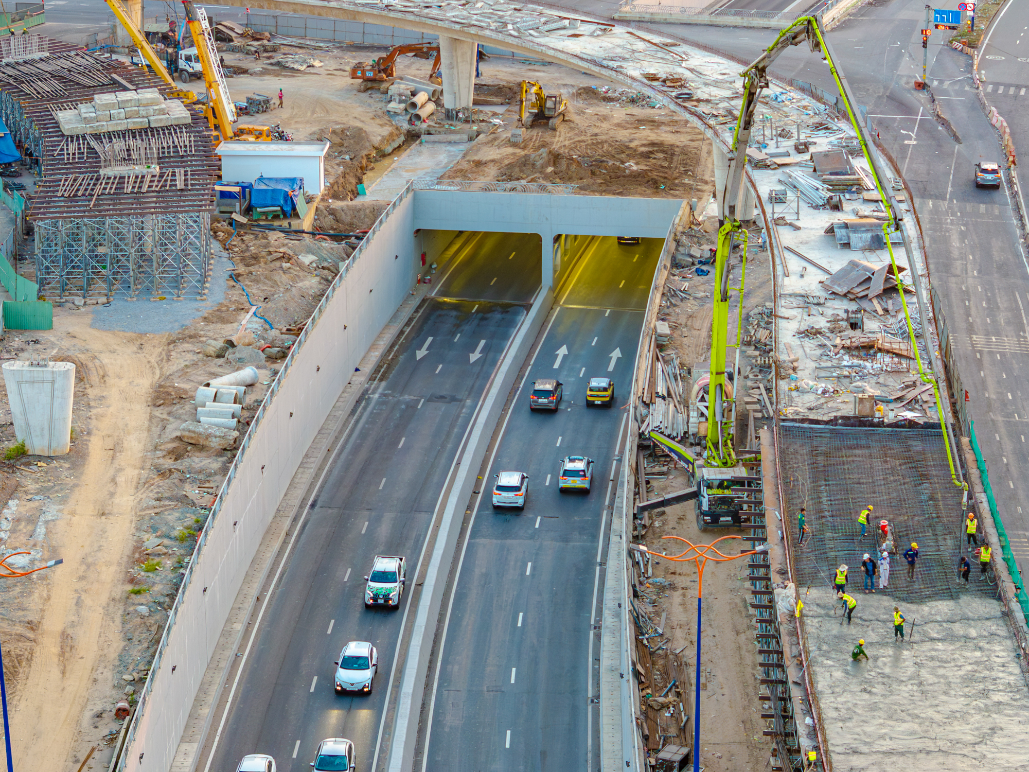 Toàn cảnh nút giao có 2 hầm, 3 tầng, 8 cầu, trị giá 3.400 tỷ ở TP.HCM - Ảnh 4