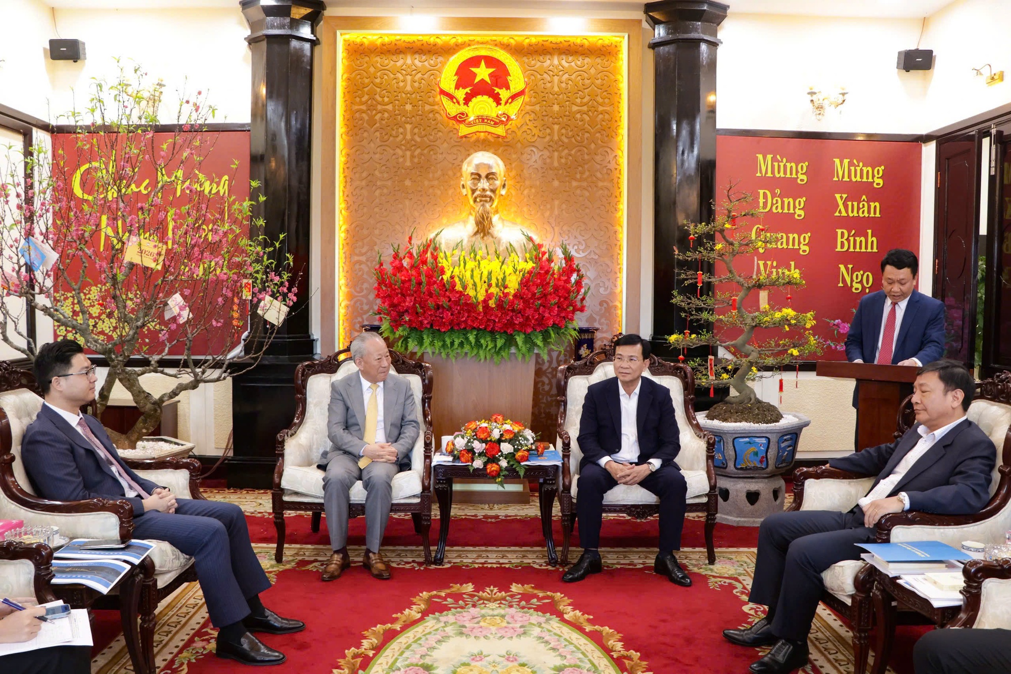 Rất cần tuyến cao tốc 140km, tỉnh rộng nhất Việt Nam 'ngỏ ý' mời Tập đoàn hàng đầu Trung Quốc hợp tác triển khai - Ảnh 1