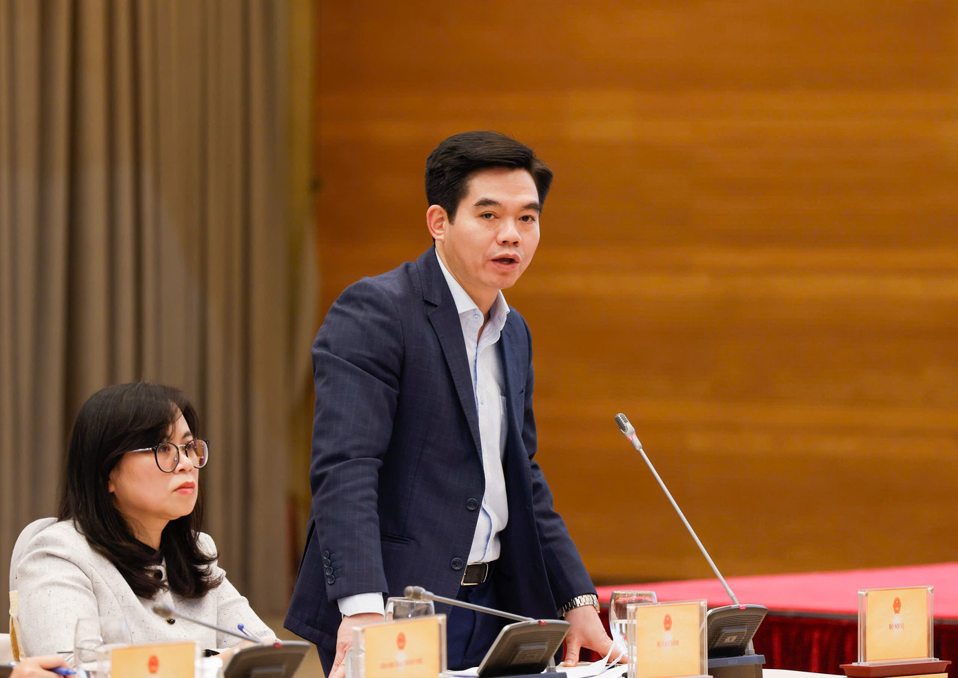 Tăng mạnh tiền lương, thưởng Tết - Ảnh 1