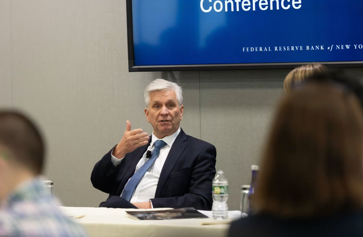 Thống đốc Waller tiết lộ yếu tố khiến Fed có thể cắt giảm lãi suất tháng 3, thị trường dự đoán 96% khả năng không đổi - Ảnh 1