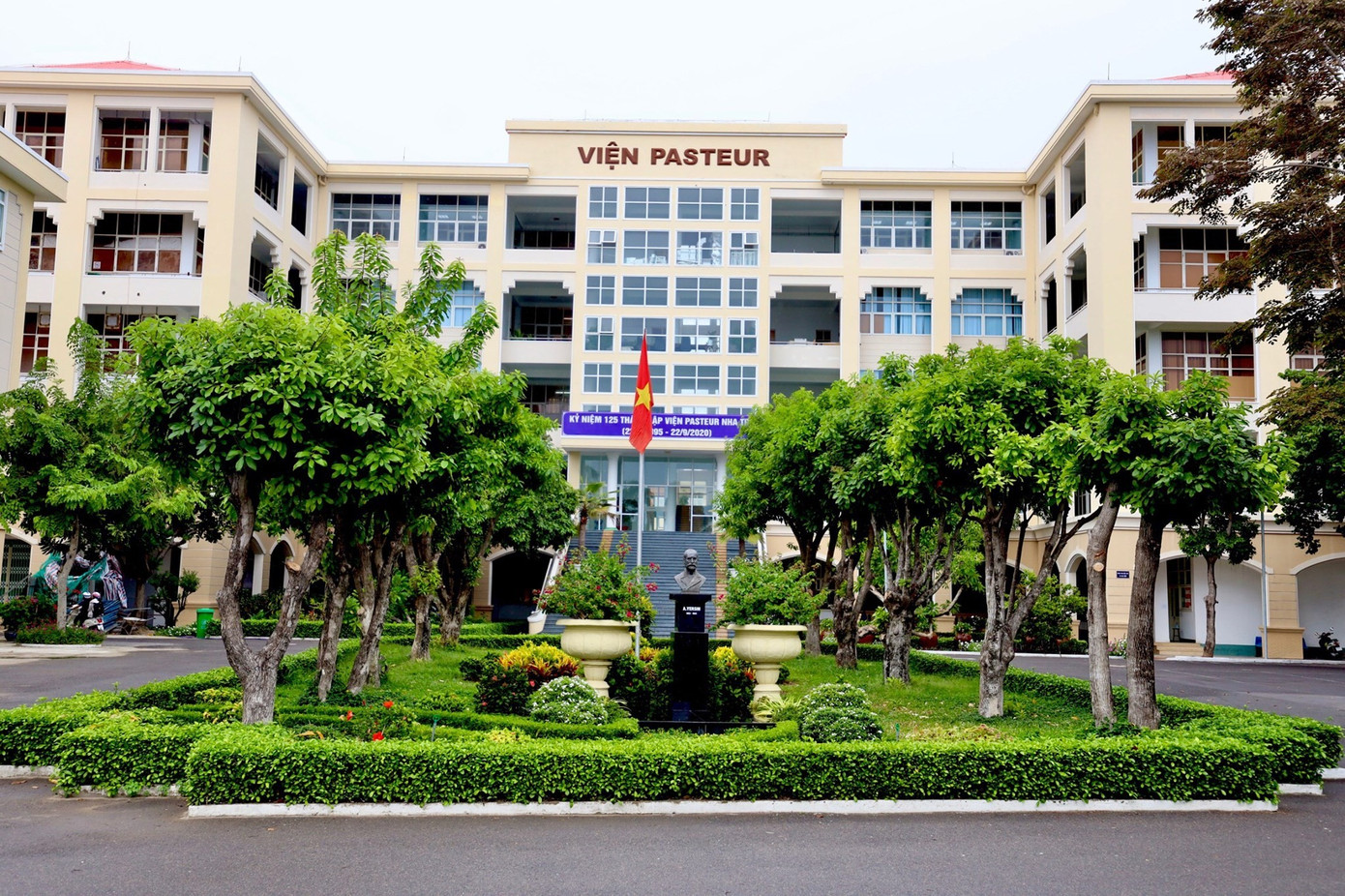 Chiêm ngưỡng các công trình dấu ấn kiến trúc Pháp ở Nha Trang - Ảnh 9