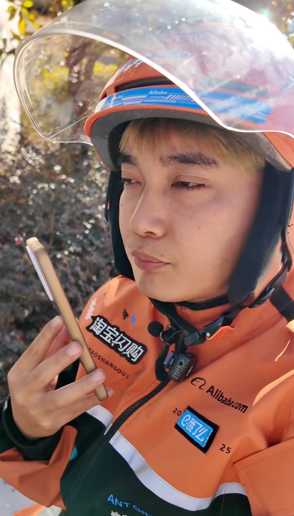 Shipper cô đơn nhất Trung Quốc - Ảnh 1