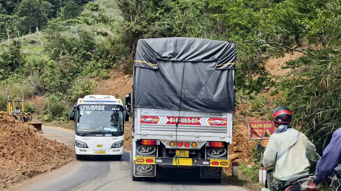 Hơn 2.350 tỷ đồng nâng cấp Quốc lộ ở Quảng Ngãi, giải bài toán đèo Vi Ô Lắk - Ảnh 4