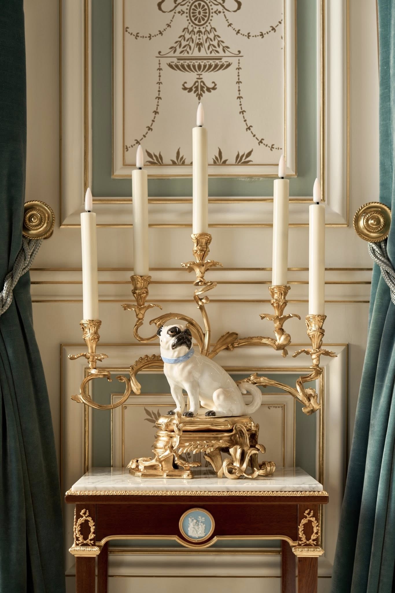 Biệt thự triệu đô ở TP.HCM của Thái Công bị chê "nhìn thôi đã thấy mệt" - Ảnh 10