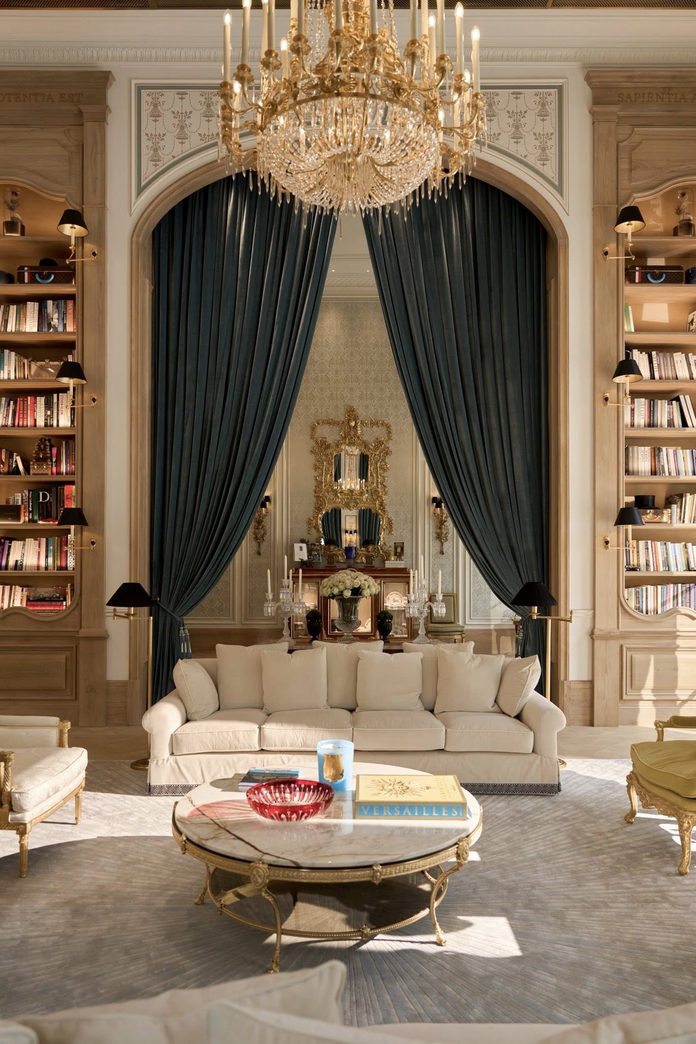 Biệt thự triệu đô ở TP.HCM của Thái Công bị chê "nhìn thôi đã thấy mệt" - Ảnh 8