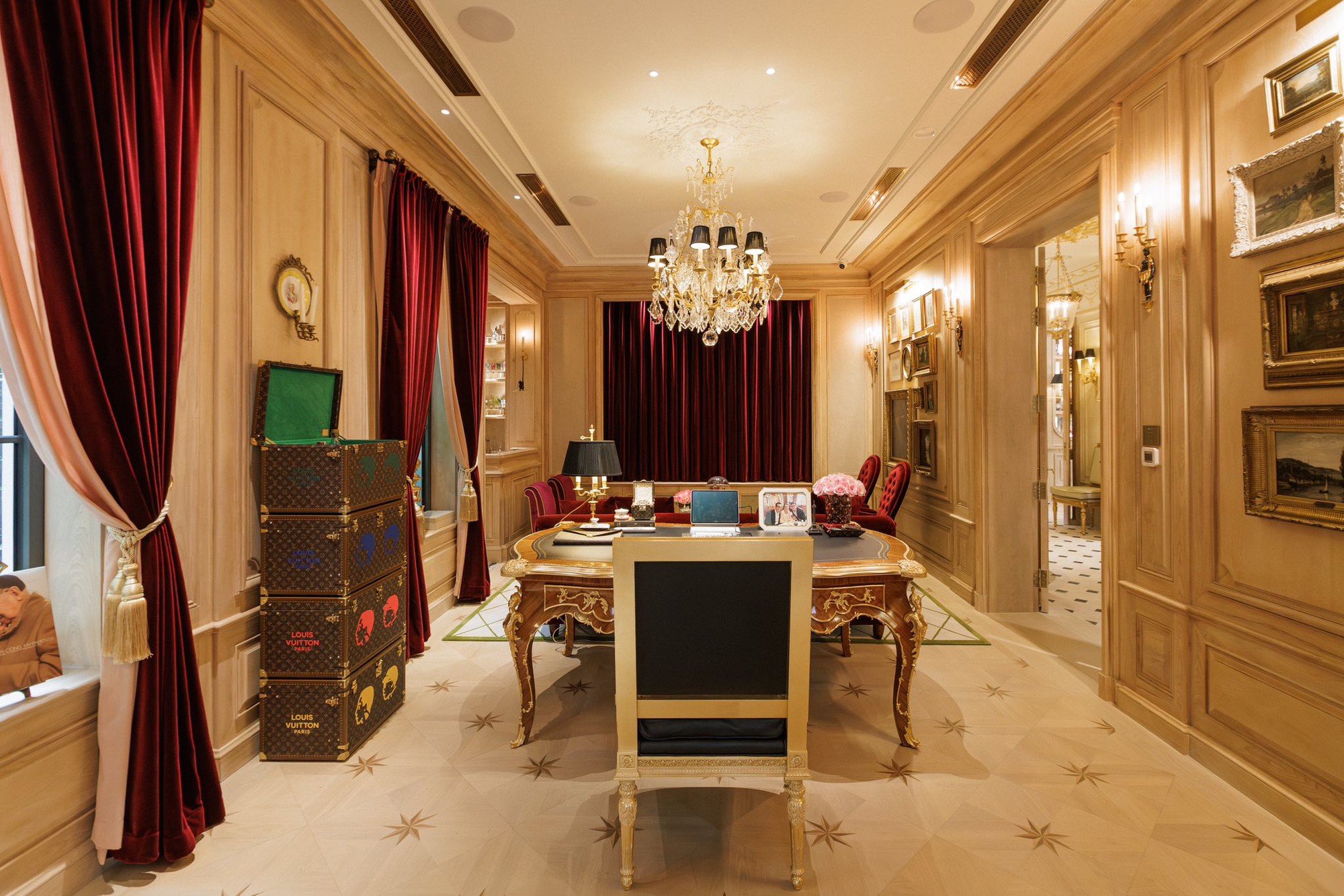 Biệt thự triệu đô ở TP.HCM của Thái Công bị chê "nhìn thôi đã thấy mệt" - Ảnh 5