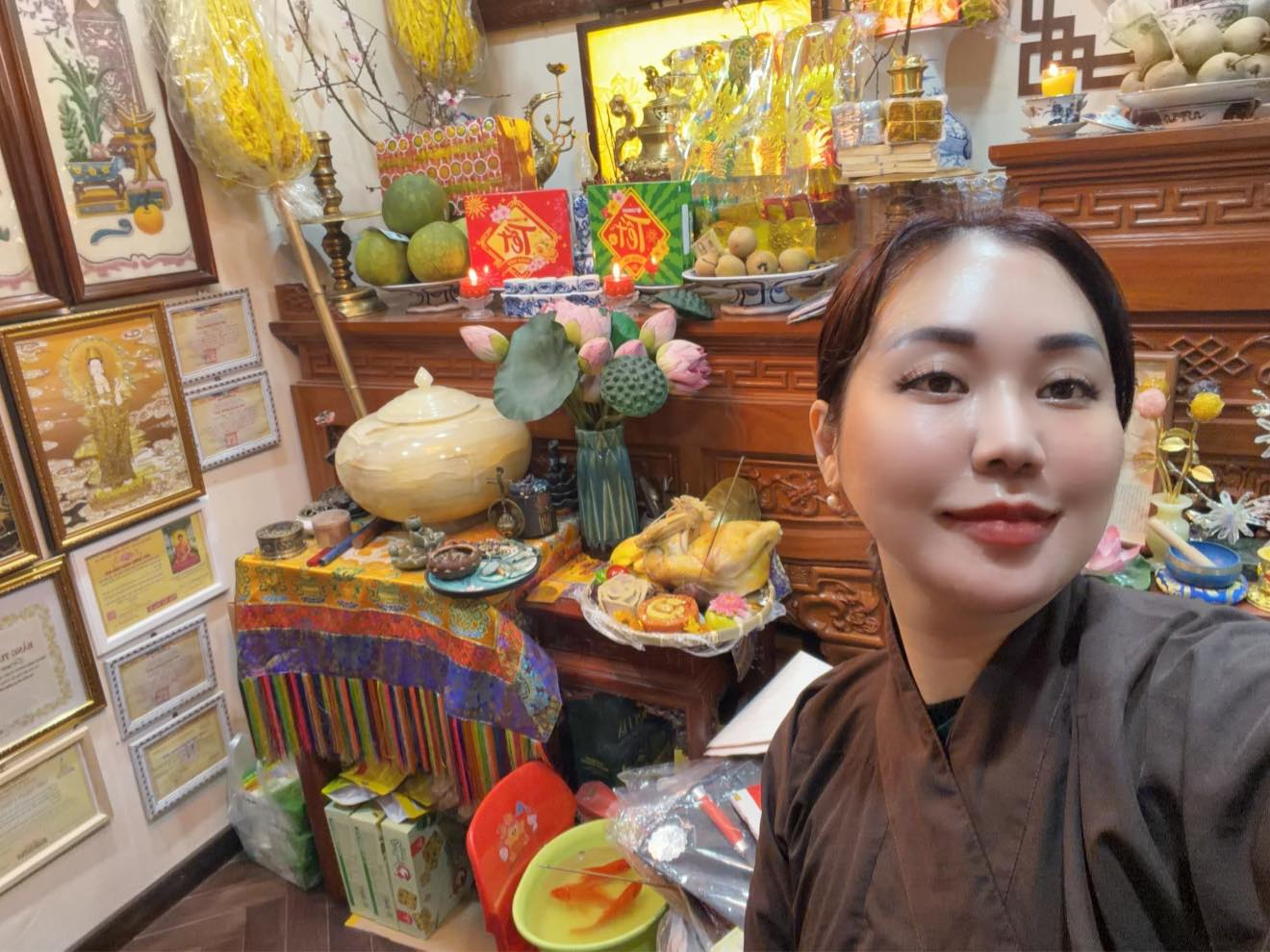 Điều đắt giá nhất trong nhà riêng của NSND Tự Long - Phó Giám đốc Nhà hát chèo Quân đội cận Tết - Ảnh 9