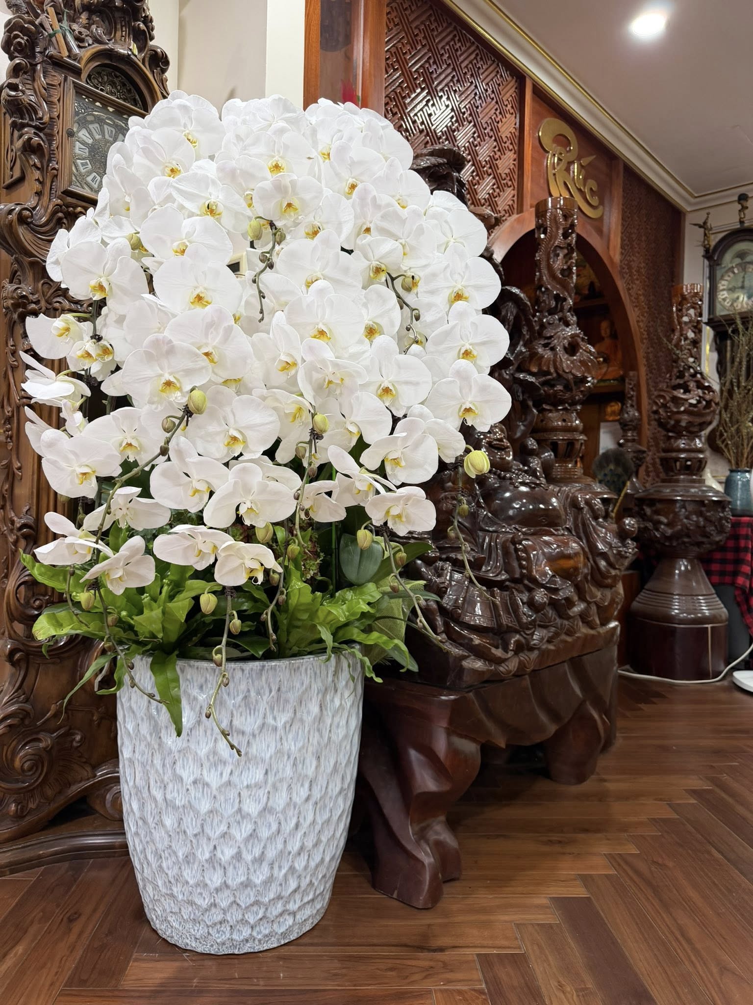 Điều đắt giá nhất trong nhà riêng của NSND Tự Long - Phó Giám đốc Nhà hát chèo Quân đội cận Tết - Ảnh 17