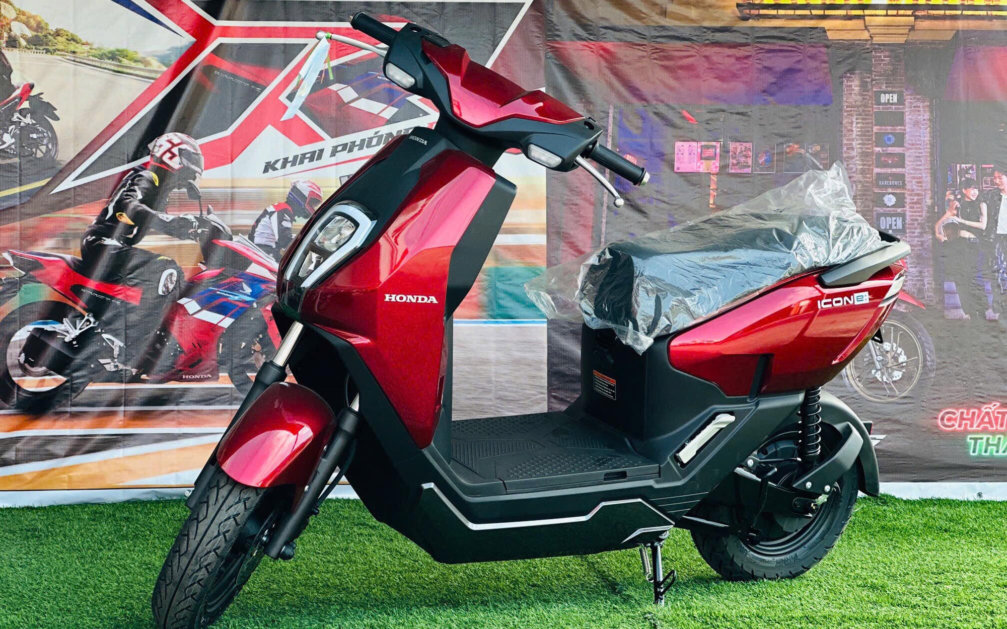 Honda ICON e: được khuyến mãi chính hãng nhưng đại lý còn giảm khủng gấp đôi: Giá thực tế rẻ hơn Wave nếu chấp nhận kiểu trả phí này - Ảnh 4