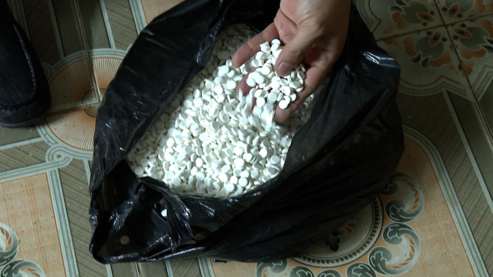 Rúng động Hà Tĩnh: Bóc gỡ đường dây sản xuất thuốc đông y tăng cân giả, thu giữ hơn 1 tấn viên hoàn - Ảnh 8