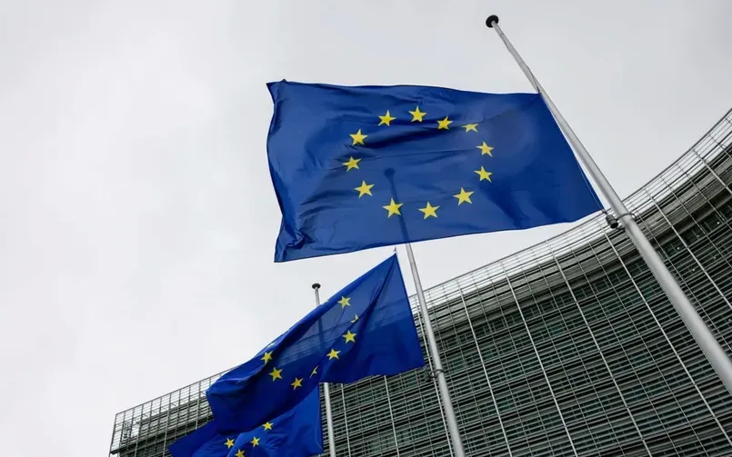 Liên minh châu Âu công bố lộ trình dừng nhập khẩu khí đốt Nga - Ảnh 1