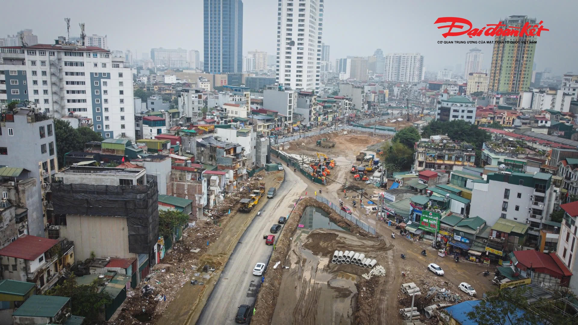 Vành đai 1 tăng tốc: 350m đoạn Hoàng Cầu – Voi Phục khoác “áo mới” - Ảnh 1