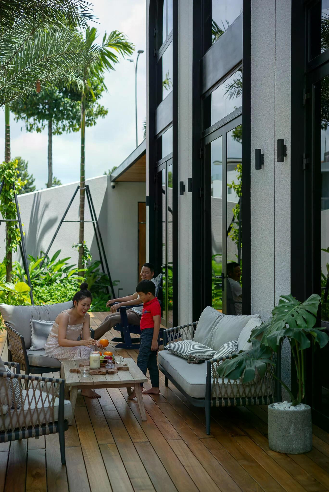 Biệt thự tân cổ điển tối giản, hoàn mình với thiên nhiên - Ảnh 22