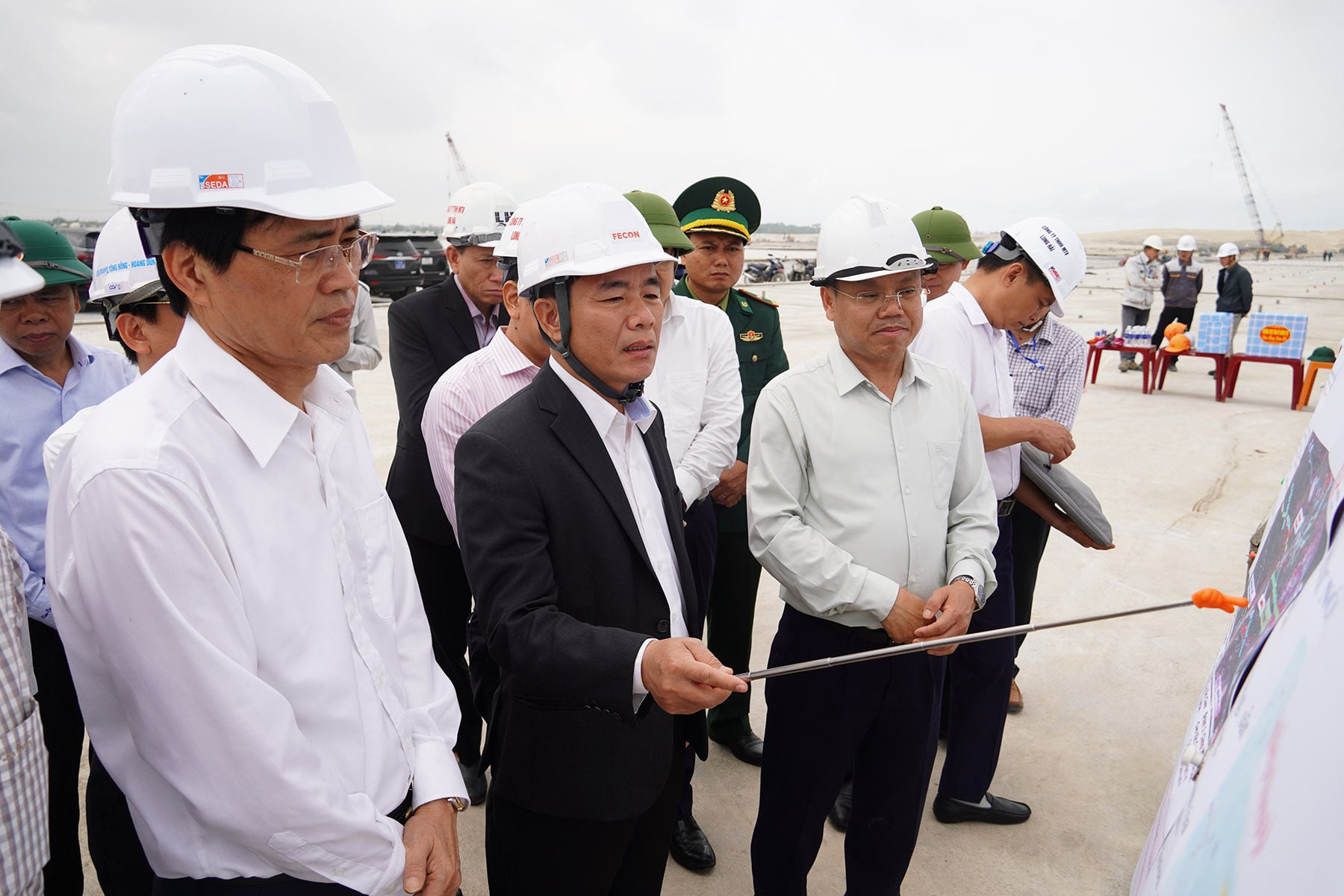 Dự án cảng biển 15.000 tỷ đồng tại Quảng Trị 'chốt' thời gian khai thác bến đầu tiên - Ảnh 1