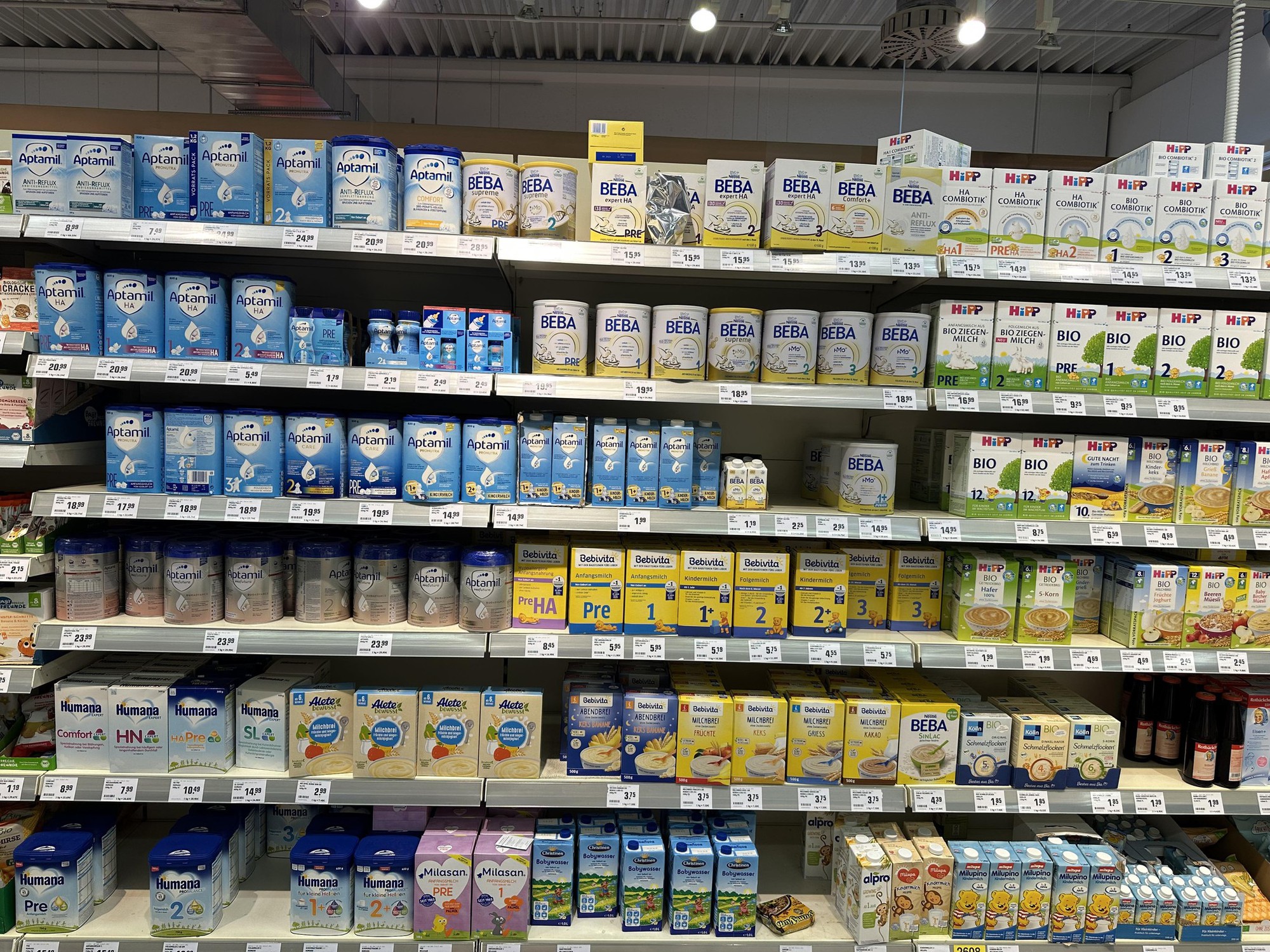 Hàng loạt lô sữa thương hiệu Aptamil, NAN, Alula bị thu hồi: Các sàn TMĐT đang kiểm soát sữa bột như thế nào? - Ảnh 1