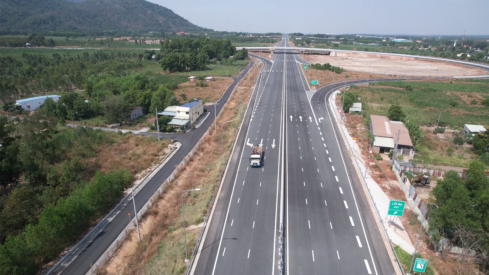 Cận cảnh dự án thành phần 3 đường cao tốc Biên Hòa - Vũng Tàu - Ảnh 1