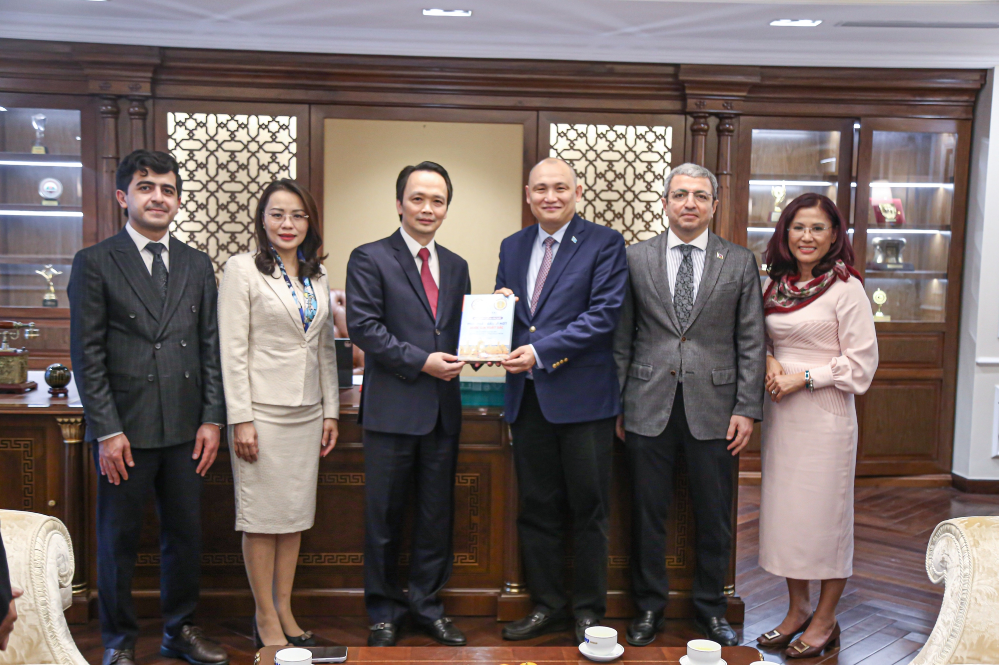 FLC đón tin vui lớn sau khi cựu Chủ tịch Trịnh Văn Quyết tái xuất thương trường - Ảnh 1