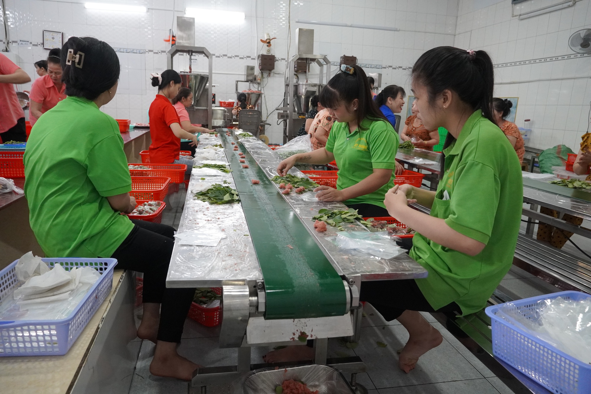 “Vương quốc” nem Lai Vung chạy đua với Tết - Ảnh 4