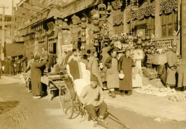 13 bức ảnh hiếm về Tết đầu thời nhà Thanh: Khung cảnh thật khiến nhiều người nghi ngờ phim truyền hình - Ảnh 2