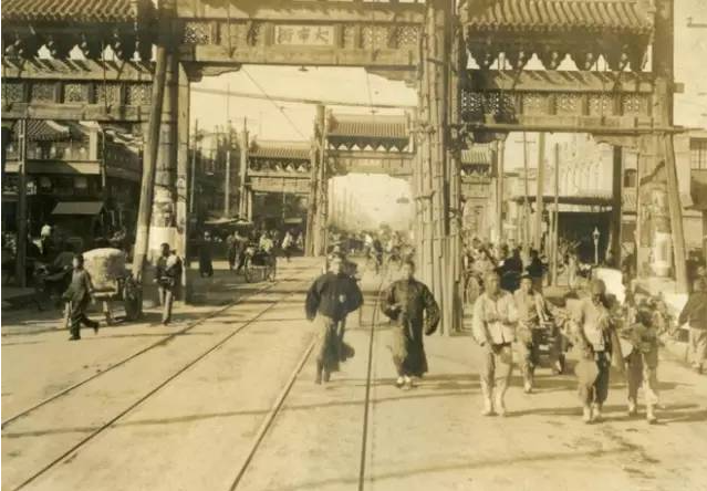 13 bức ảnh hiếm về Tết đầu thời nhà Thanh: Khung cảnh thật khiến nhiều người nghi ngờ phim truyền hình - Ảnh 3