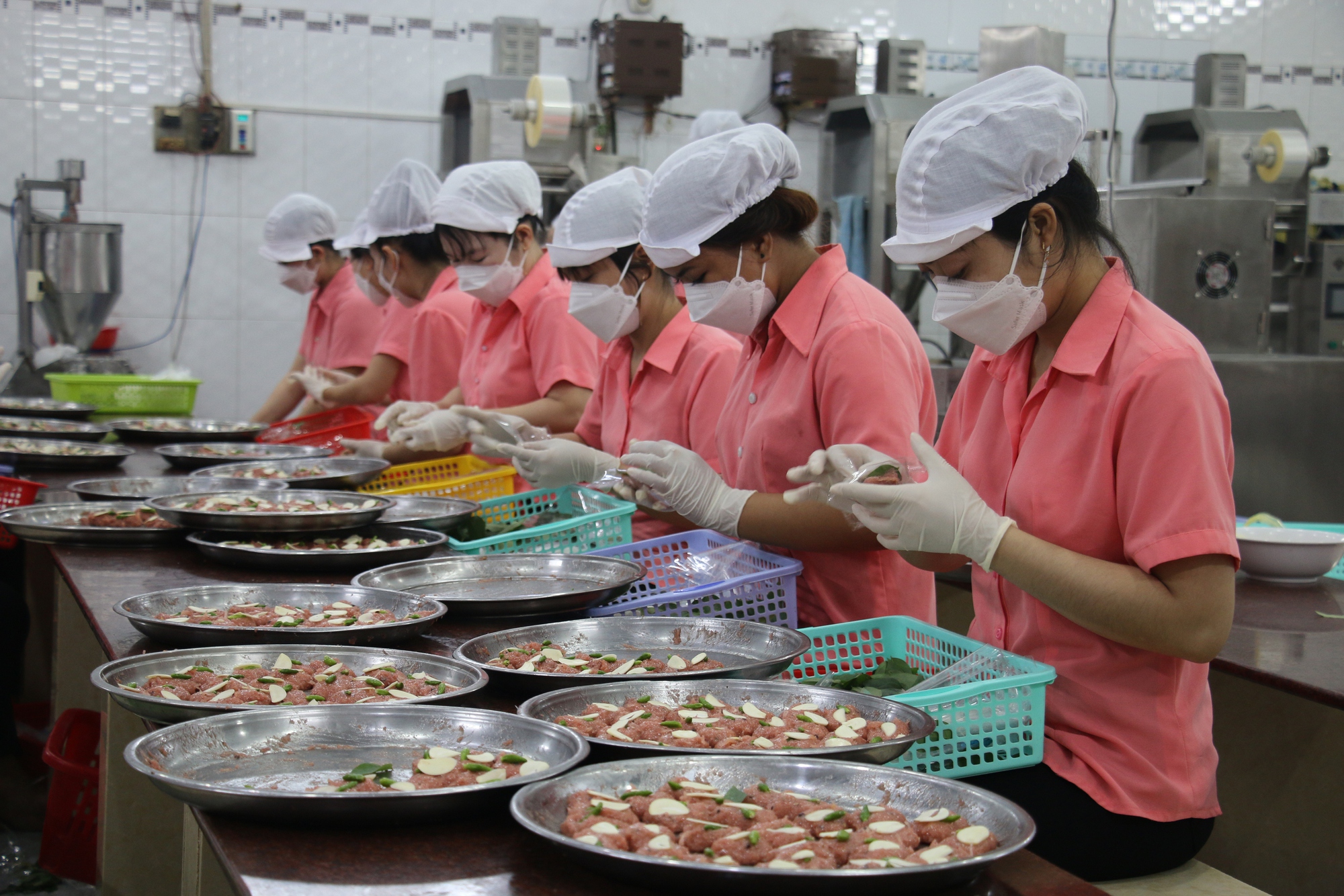 “Vương quốc” nem Lai Vung chạy đua với Tết - Ảnh 8