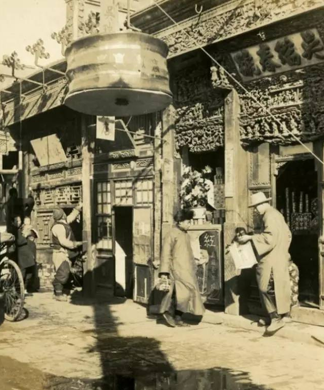 13 bức ảnh hiếm về Tết đầu thời nhà Thanh: Khung cảnh thật khiến nhiều người nghi ngờ phim truyền hình - Ảnh 4