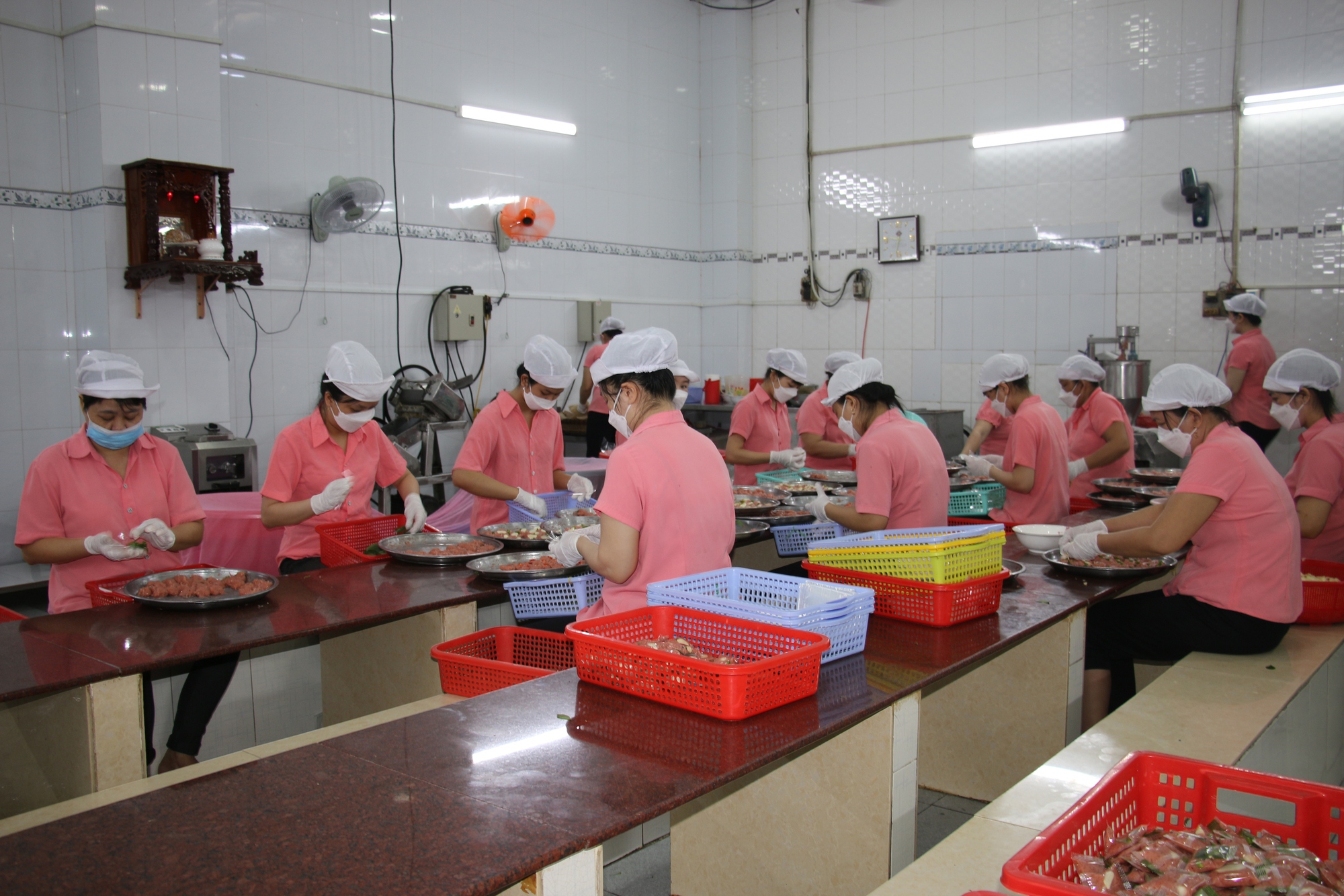 “Vương quốc” nem Lai Vung chạy đua với Tết - Ảnh 18