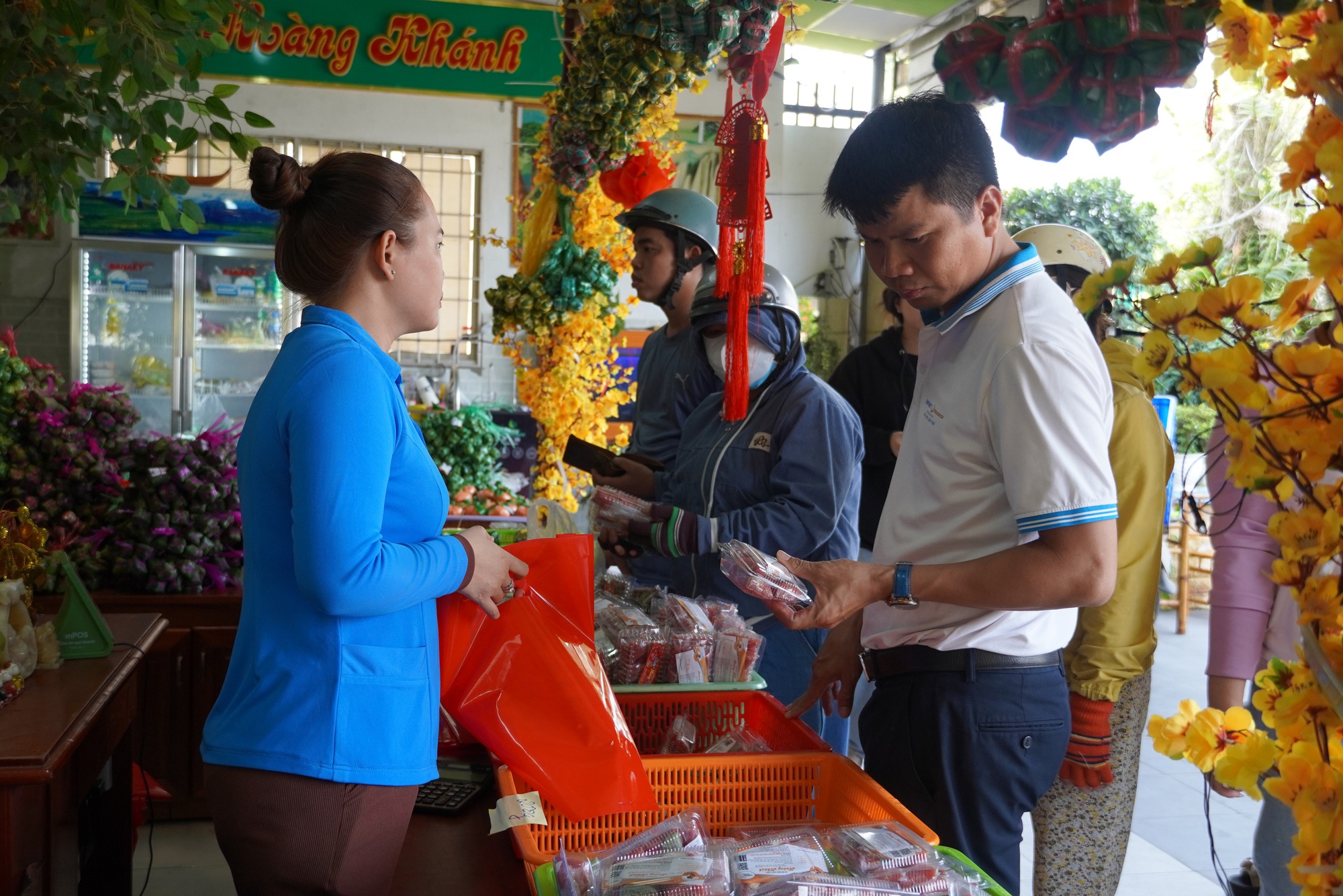 “Vương quốc” nem Lai Vung chạy đua với Tết - Ảnh 27