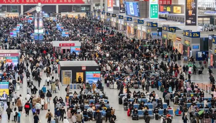 Bức tranh Xuân vận: Toàn cảnh cuộc "đại di dân" Tết Nguyên đán tại Trung Quốc với kỷ lục 9,5 tỷ lượt đi lại - Ảnh 1