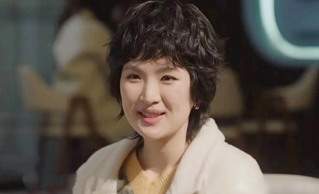 Công chúa Huawei bị chê - Ảnh 5