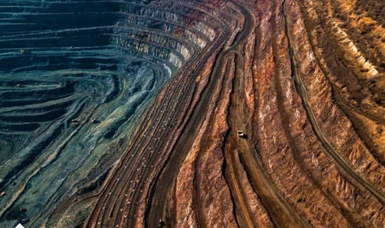 Phát hiện mỏ đất hiếm quy mô cực lớn tại quốc gia chuyên sản xuất dầu mỏ, trữ lượng 20 triệu tấn quặng - Ảnh 1