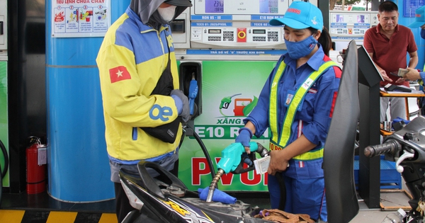 Từ ngày 1/6, dừng bán hoàn toàn xăng A95, chỉ bán xăng sinh học