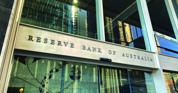 NHTW Úc bất ngờ tăng lãi suất