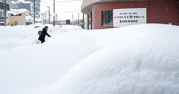 Thảm họa tuyết trắng tại Nhật Bản: Tuyết rơi dày khiến 30 người thiệt mạng, 324 người bị thương