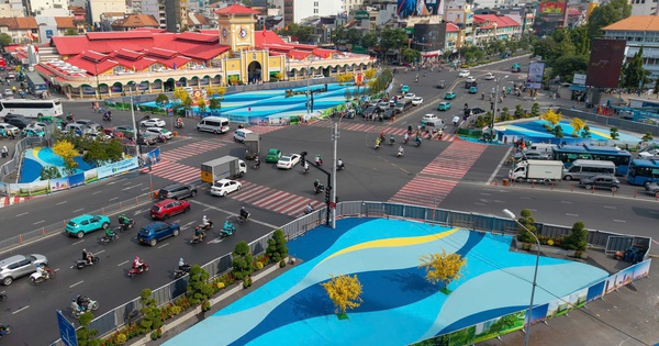 Chủ tịch Hội Kiến trúc sư TPHCM: Màu mái hiện tại của chợ Bến Thành chưa phù hợp