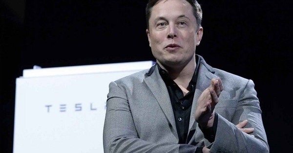 Tỉ phú Elon Musk phá kỷ lục thế giới về tài sản tích lũy