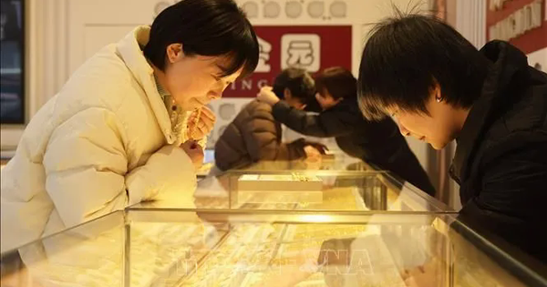 Ngân hàng Trung Quốc siết quản trị rủi ro với sản phẩm tích lũy vàng