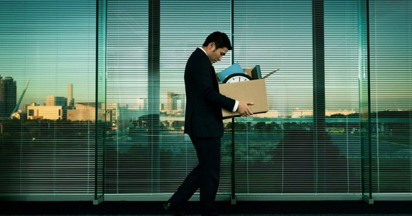 Hơn 100.000 người mất việc chỉ trong 1 tháng, làn sóng thất nghiệp tồi tệ nhất sau gần 2 thập kỷ vì AI