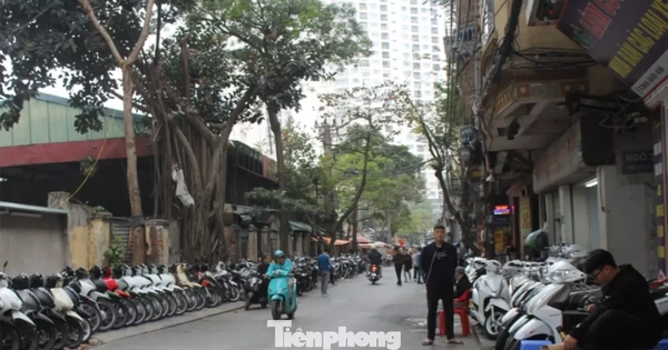 Chợ xe máy Hà Nội ảm đạm chưa từng có, tiểu thương tính bỏ nghề