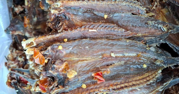 Cận Tết, khô cá "biết leo cây" có giá 600.000 đồng/kg