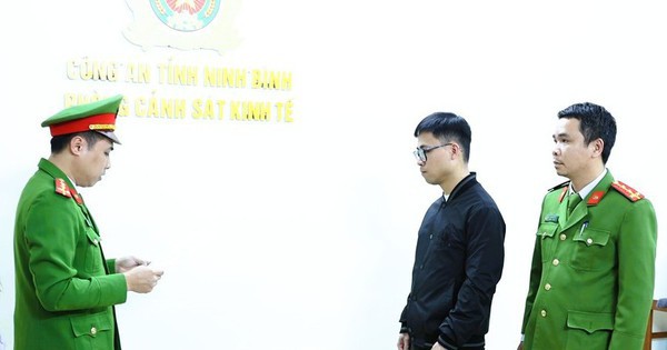 Bắt người đàn ông kinh doanh vàng bạc bỏ ngoài doanh thu 1.500 tỉ đồng