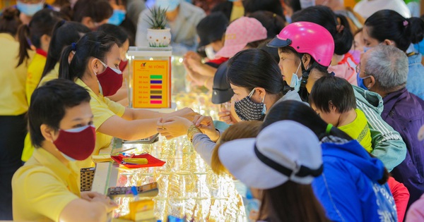 Liệu có kịp vận hành sàn giao dịch vàng trước 10-2 như yêu cầu của Thủ tướng?