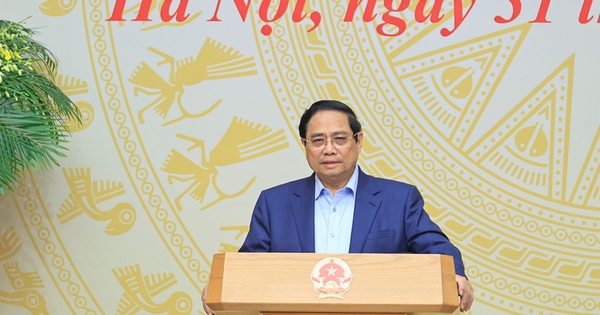 THỦ TƯỚNG: KHU VỰC KINH TẾ TƯ NHÂN PHẢI TĂNG TRƯỞNG 2 CON SỐ